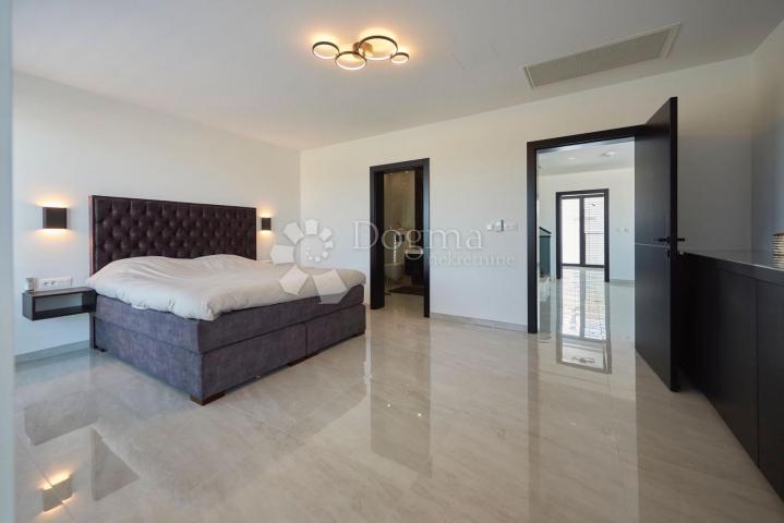 Haus Trogir, 370,09m2