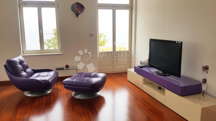 Flat Opatija, 138m2