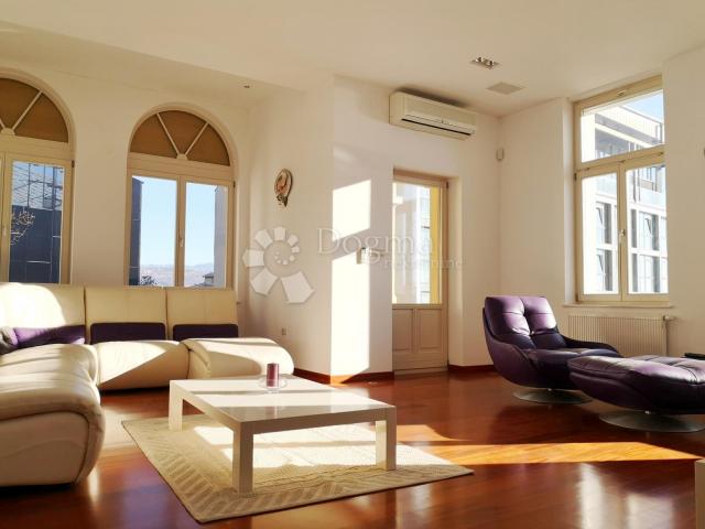 Flat Opatija, 138m2