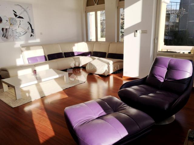 Flat Opatija, 138m2