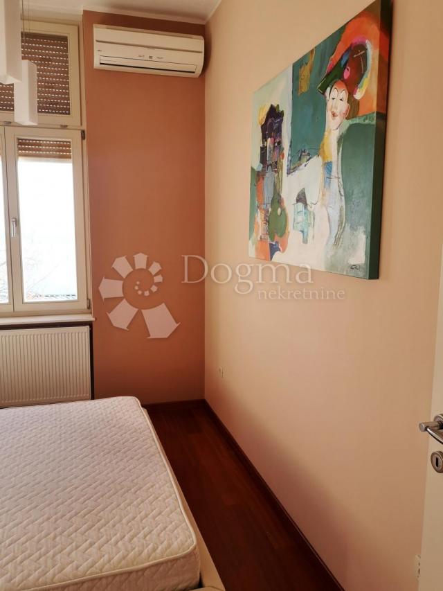 Flat Opatija, 138m2