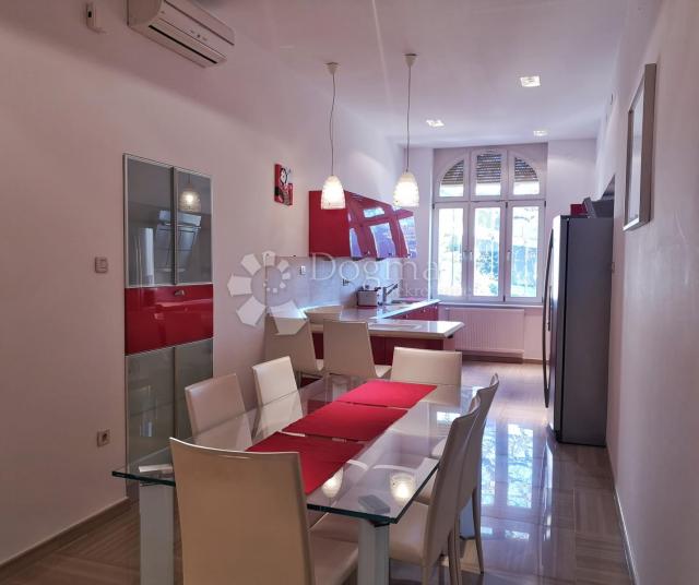 Flat Opatija, 138m2