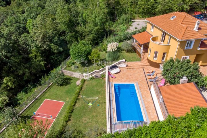 House Veprinac, Opatija - Okolica, 1.221m2