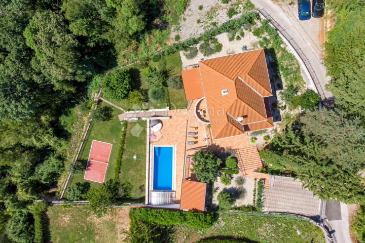 House Veprinac, Opatija - Okolica, 1.221m2