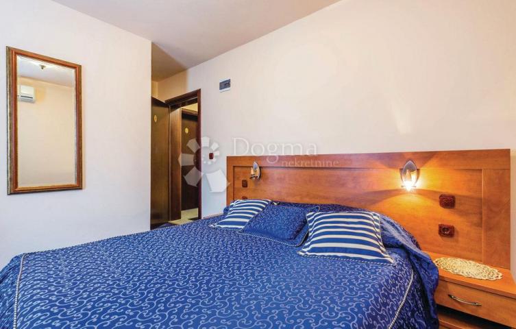 Obiteljski Hotel Pag - 720 m²