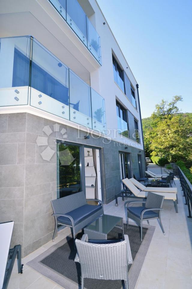 House Opatija - Centar, Opatija, 641m2