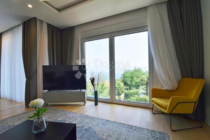 House Opatija - Centar, Opatija, 641m2