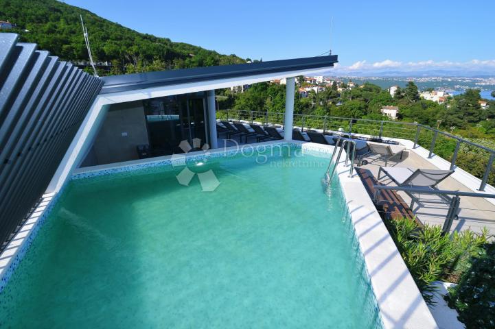 House Opatija - Centar, Opatija, 641m2