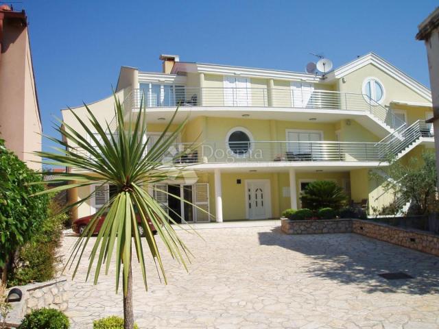 Haus Brodarica, Zadar, 560m2