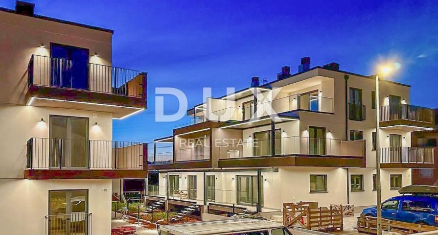 PULA, MEDULIN - luxury apartment 78m2 in a new building 100m from the sea, panoramic sea view