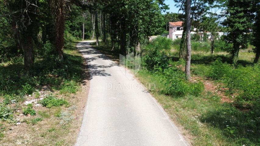 Labin, okolica, prostrano građevinsko zemljište