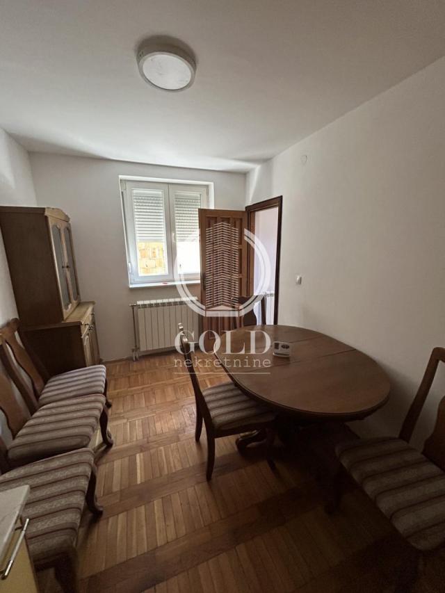 IZDAVANJE Kuća: NOVI SAD-Novi Sad-Adice, Slavka Rodića, 150. 00m2, 400eur ID#7981