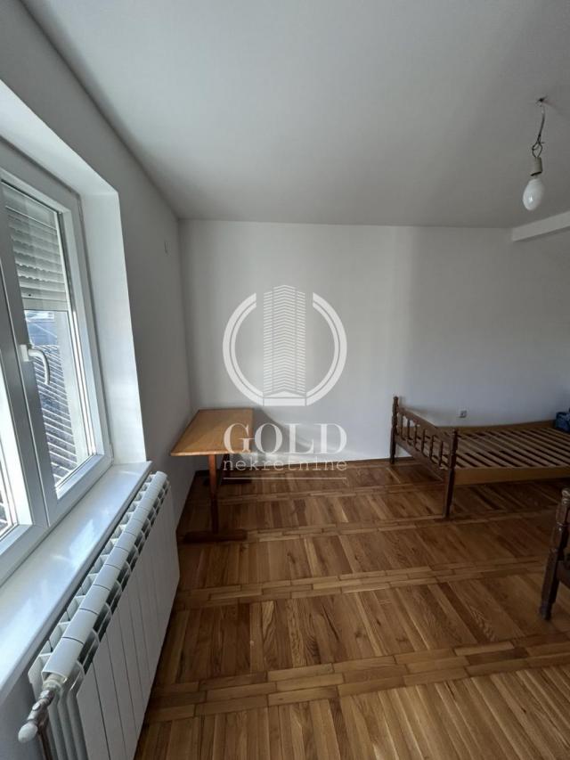 IZDAVANJE Kuća: NOVI SAD-Novi Sad-Adice, Slavka Rodića, 150. 00m2, 400eur ID#7981