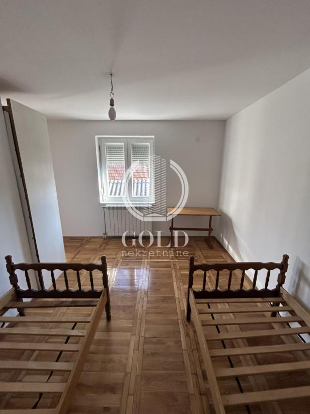 IZDAVANJE Kuća: NOVI SAD-Novi Sad-Adice, Slavka Rodića, 150. 00m2, 400eur ID#7981