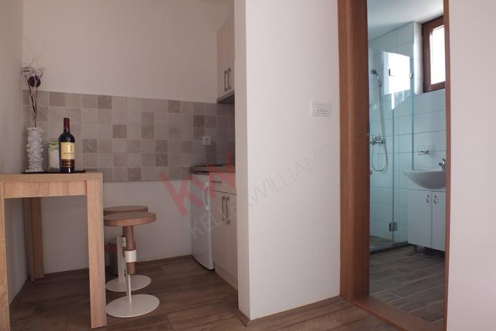 
				Kopaonik, uknjižen apartman, prodaja
			