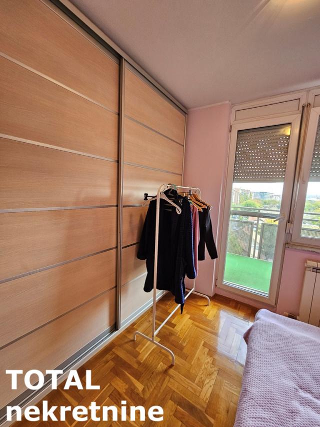 5 Petosoban stan NOVI SAD, 267800€