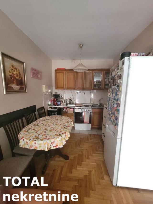 2 Dvosoban stan NOVI SAD, 123600€