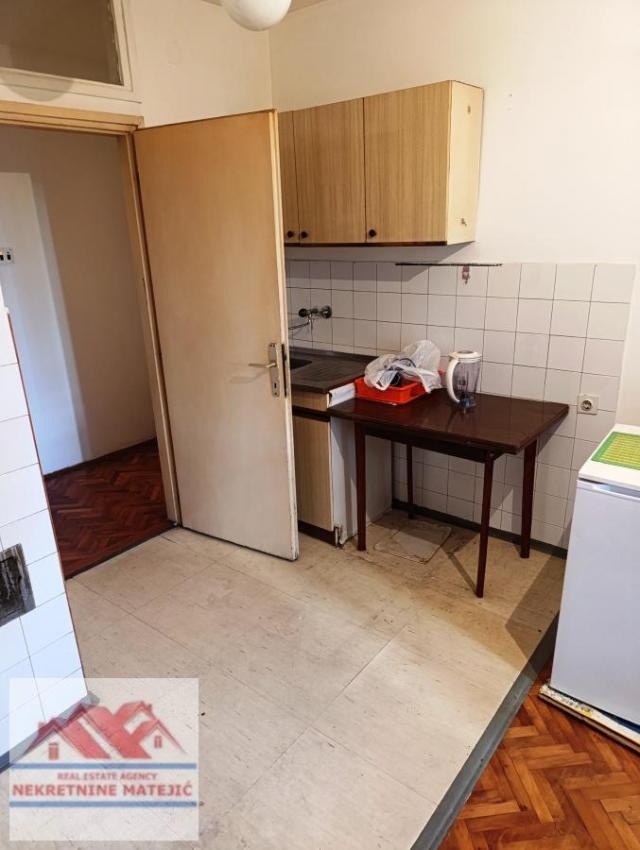 STAN STANOVO 43M2, VIS. PRIZEMLJE, CG, —42. 900 E