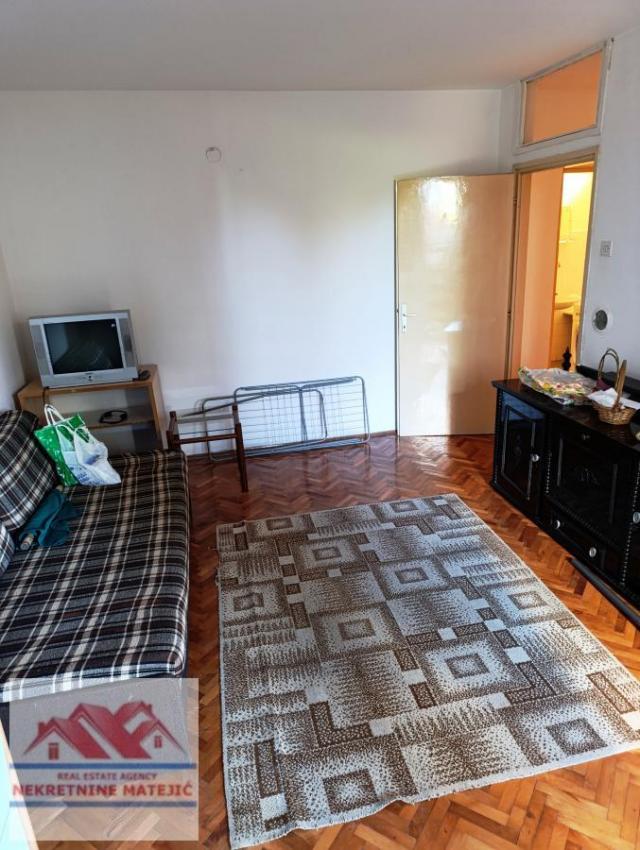 STAN STANOVO 43M2, VIS. PRIZEMLJE, CG, —42. 900 E