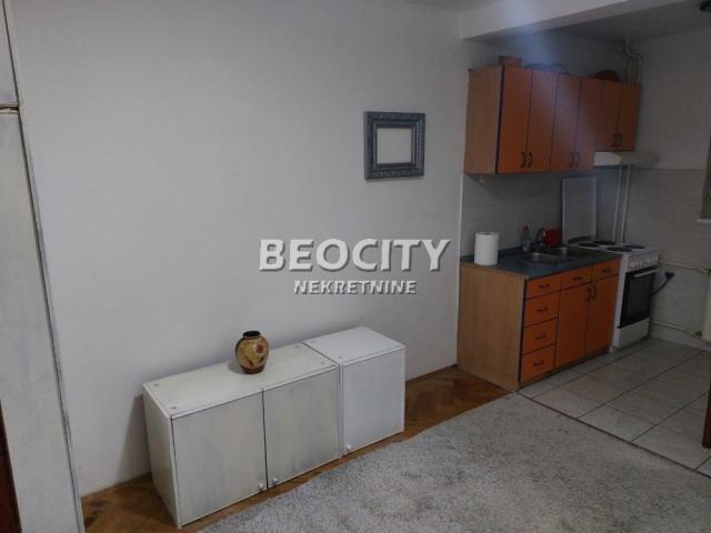 Novi Sad, Centar, Skerlićeva, 1. 5, 40m2, 330EUR