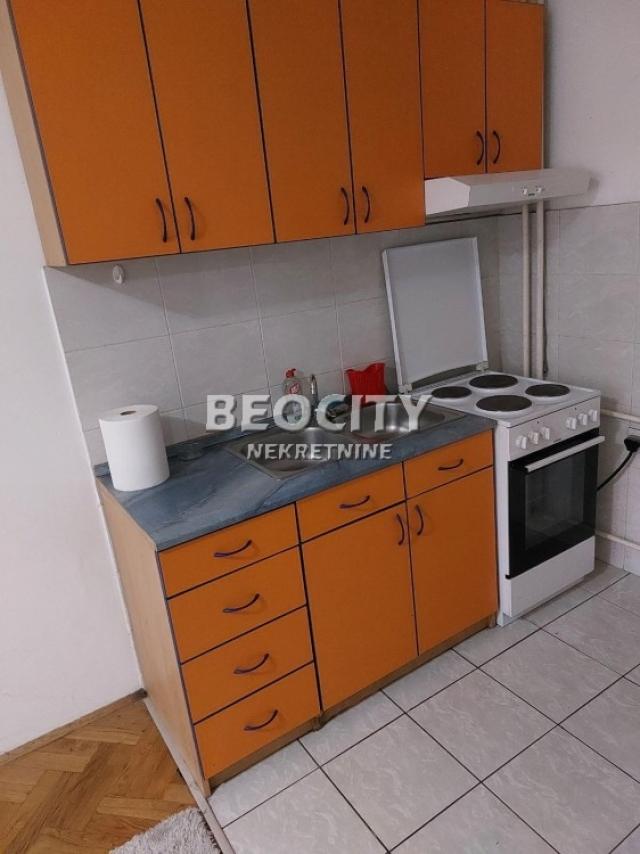 Novi Sad, Centar, Skerlićeva, 1. 5, 40m2, 330EUR