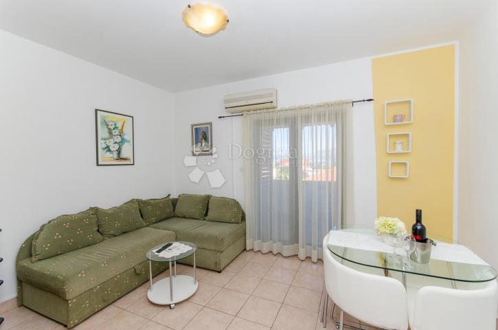 Flat Supetar, 80,13m2