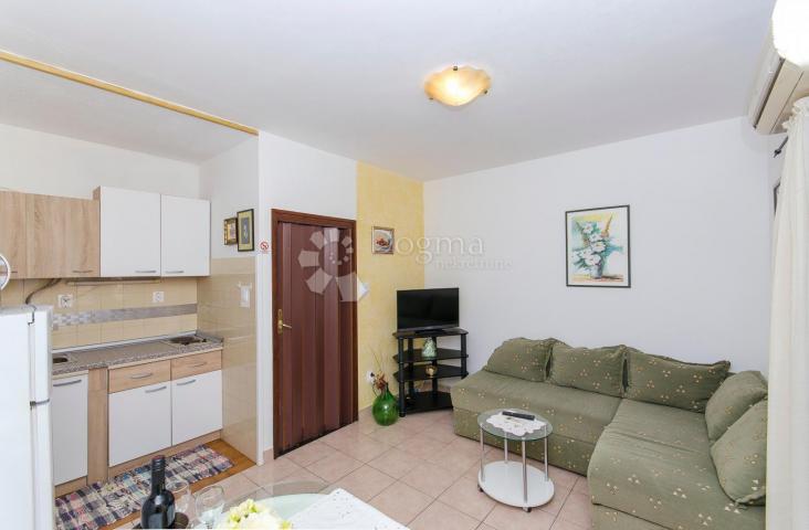 Flat Supetar, 80,13m2