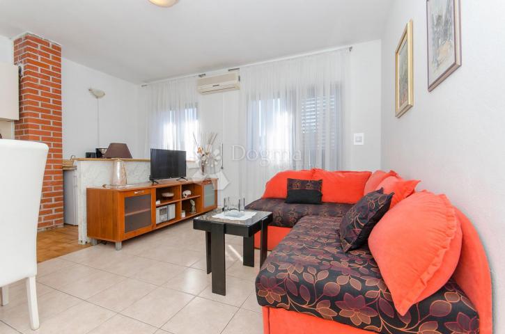 Flat Supetar, 80,13m2