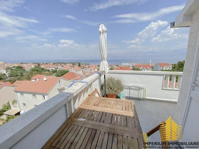 Penthouse u Supetru, Otok Brač Idealno za Odmor i Investiciju PRILIKA!