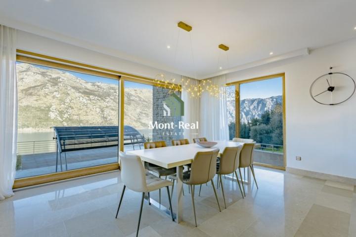 Modern villa for sale in Stoliv, Kotor