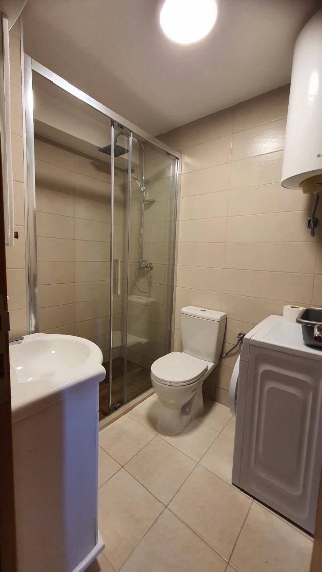 Izdavanje, jednosoban stan, 45m2, Đenovići, Herceg Novi