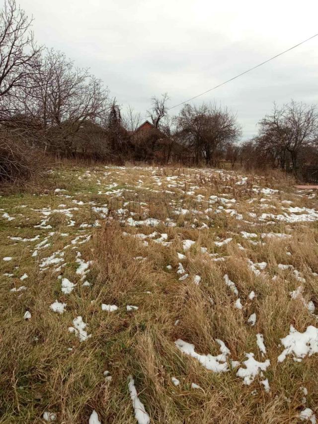 Plac u Drači kod Kragujevca -  površina 7071 m2, građevinsko i poljoprivredno zemljište sa mogućnošć