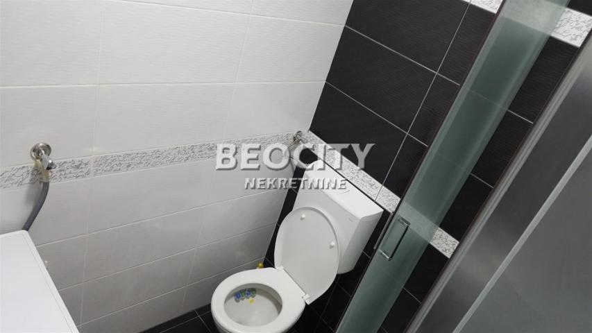 Novi Sad, Centar, Zmaj Jovina, 1. 5, 40m2, 500EUR