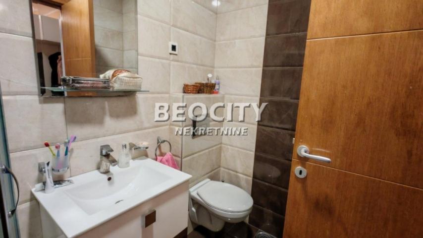 Novi Sad, Sajam, Branka Bajića, 3. 0, 66m2, 166000EUR