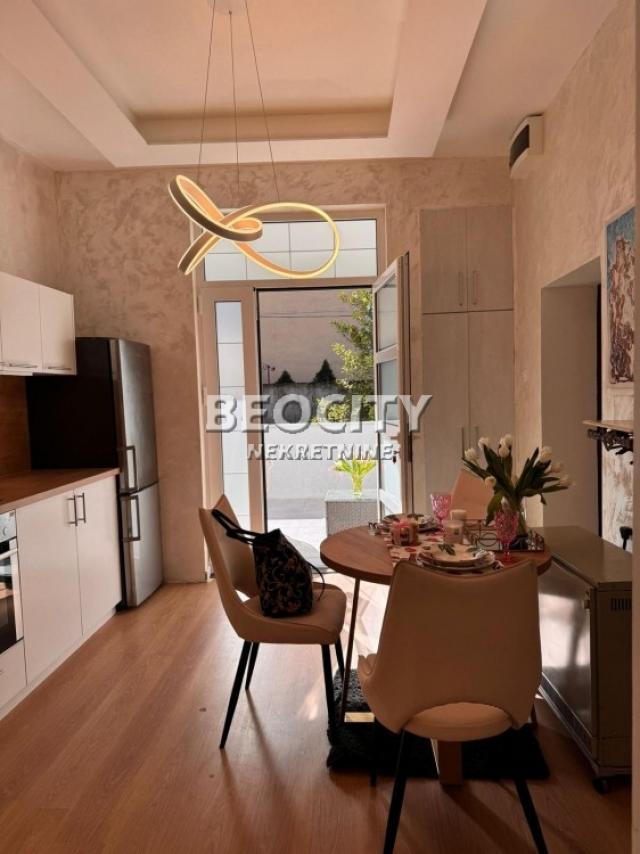 Palilula, Botanička bašta, Ruvarčeva , 2. 0, 82m2, 1000EUR