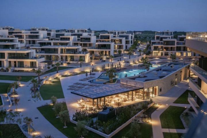 Istra , Savudrija, dvosoban stan 60 m2 u Petram resortu