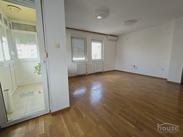 Stan NOVI SAD, BULEVAR EVROPE, kv: 110, € 185000, ID: 1061803