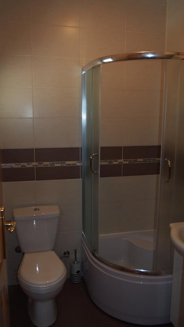 Izdavanje, Stan, 44. 00m2 , Centar