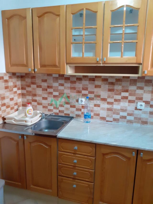 Izdavanje, Stan, 45m2 , Detelinara