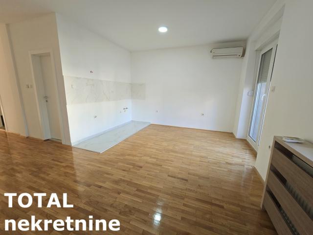 5 Petosoban stan NOVI SAD, 230560€