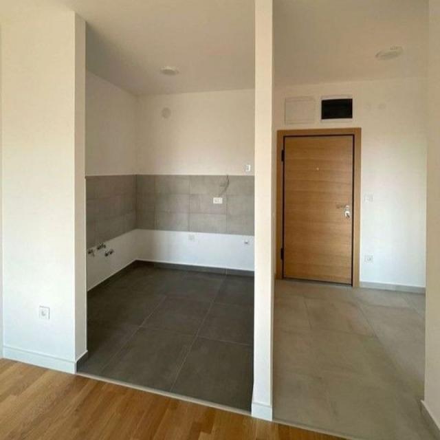 537543-Dvosoban-42m2-Novo Naselje