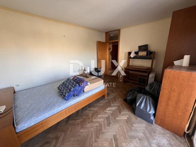 RIJEKA, TURNIĆ - 2 bedroom apartment with balcony and sea view