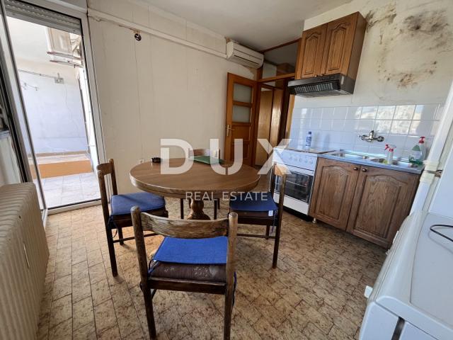 RIJEKA, TURNIĆ - 2 bedroom apartment with balcony and sea view