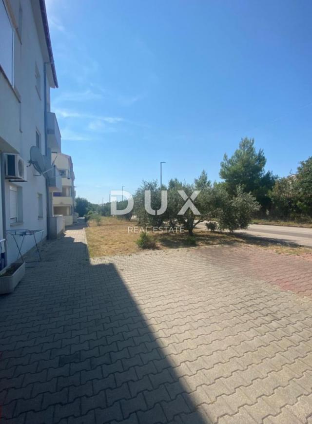 ZADAR, POSEDARJE - Renovirani apartman u blizini mora