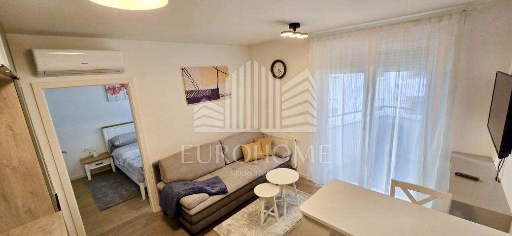 Flat Vukomerec, Peščenica - Žitnjak, 40m2