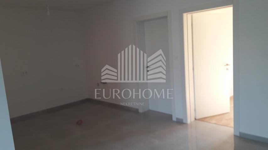 Flat Brezovica, 72,16m2