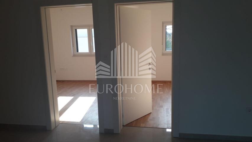 Flat Brezovica, 72,16m2