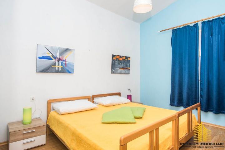 PRILIKA - Apartmanska kuća u Šibeniku !