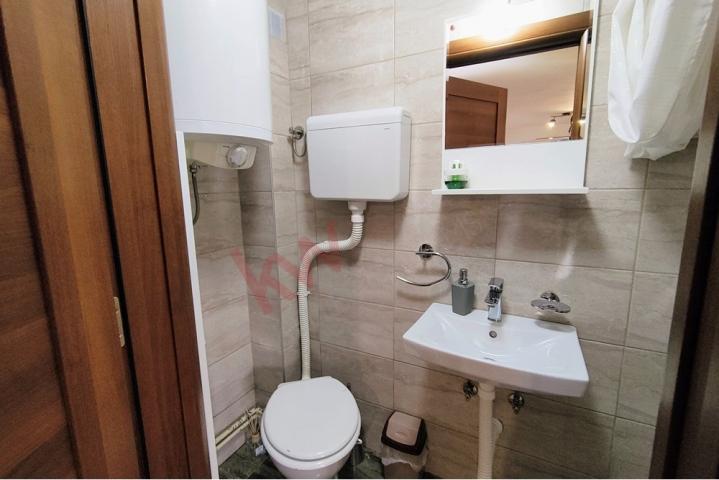 
				Kuća na Zlatiboru sa apartmanima pored Ski centra Tornik
			