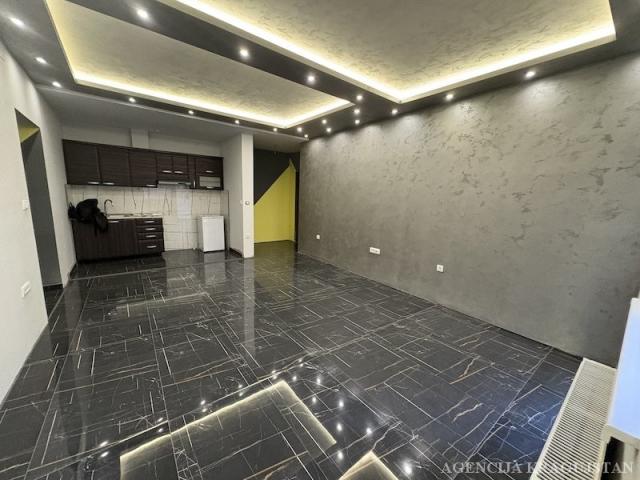 Izdavanje, Stan, 41. 00m2 , Centar